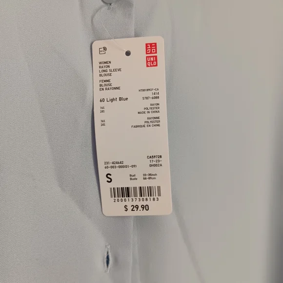 Uniqlo Button Down dress shirt -‎ Size Small NWT - Picture 4 of 6